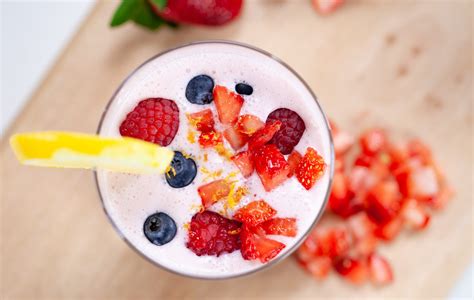 How to Make Protein Shakes Taste Less Powdery: A Journey Through Flavor and Texture